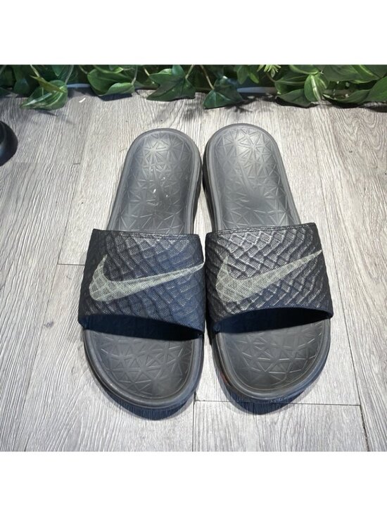 Nike Benassi Solarsoft Sandals Slides Size 13 Black Slippers On 705474-091 main image 10